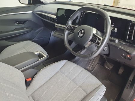 2023 Renault Megane E-Tech - photo 11
