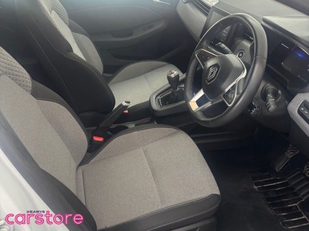 2024 Renault Clio - photo 9