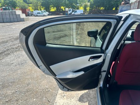2018 Mazda Demio - photo 9
