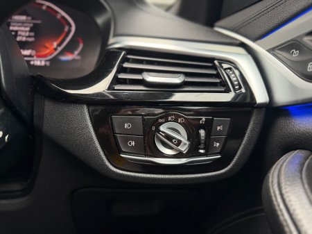 2019 BMW 5-Series - photo 15