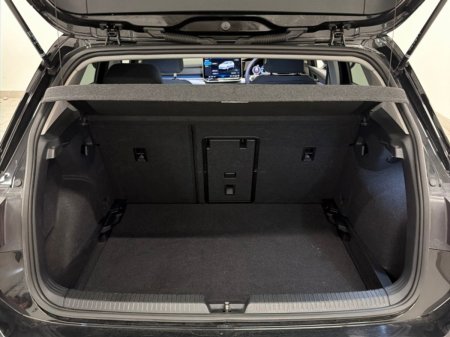 2025 Volkswagen Golf - photo 5