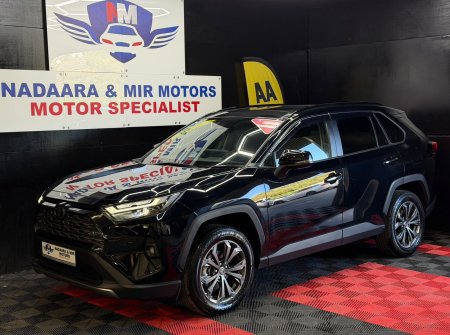 2025 Toyota RAV4 - photo 3
