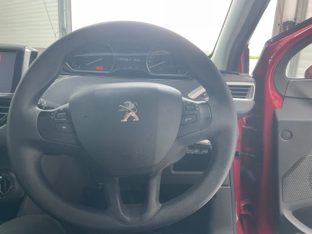 2016 Peugeot 208 - photo 13