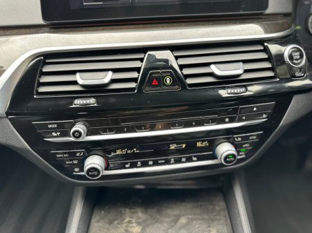 2017 BMW 5-Series - photo 21
