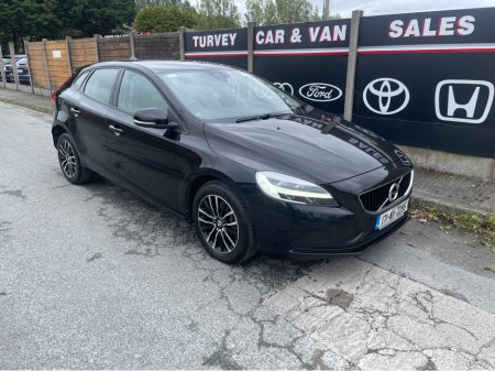 2017 Volvo V40 - photo 2