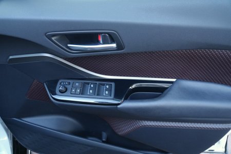 2017 Toyota C-HR - photo 10