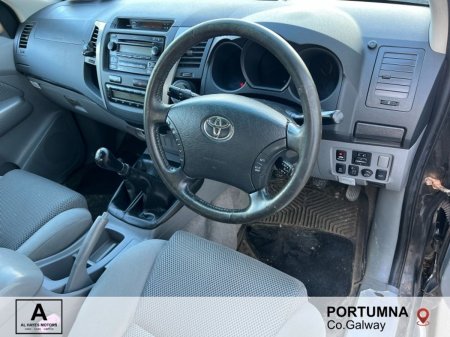 2011 Toyota Hilux - photo 7
