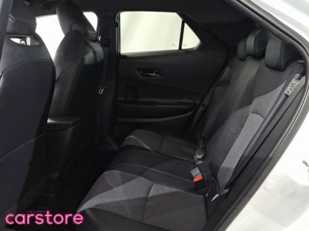 2024 Toyota C-HR - photo 10