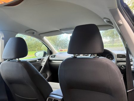 2010 Volkswagen Golf - photo 12