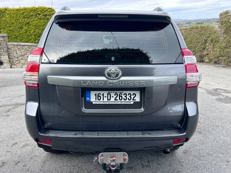 2016 Toyota Land Cruiser - photo 6
