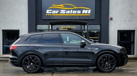 2023 Volkswagen Touareg - photo 3