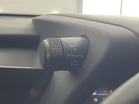 2024 Lexus UX - photo 37