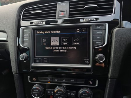2017 Volkswagen Golf - photo 8