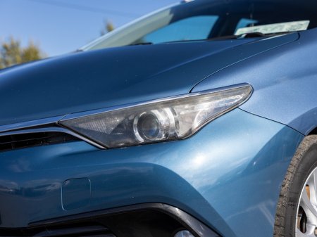 2017 Toyota Auris - photo 8