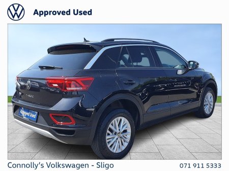 2023 Volkswagen T-Roc - photo 3