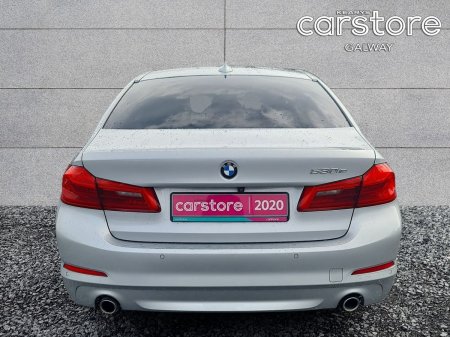 2020 BMW 5-Series - photo 4