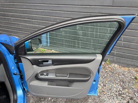 2011 Ford Focus - photo 15