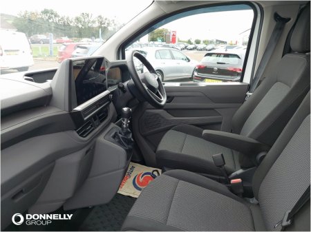 2025 Volkswagen Transporter - photo 2