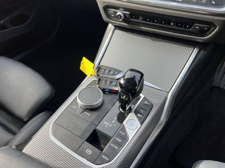 2022 BMW 3-Series - photo 11