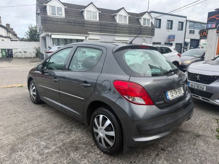 2012 Peugeot 207 - photo 12