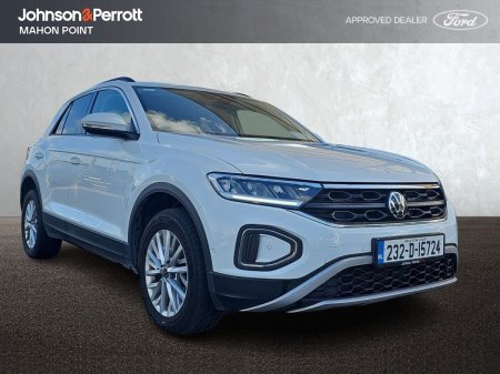 2023 Volkswagen T-Roc Commercial