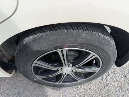 2011 Honda Fit - photo 9