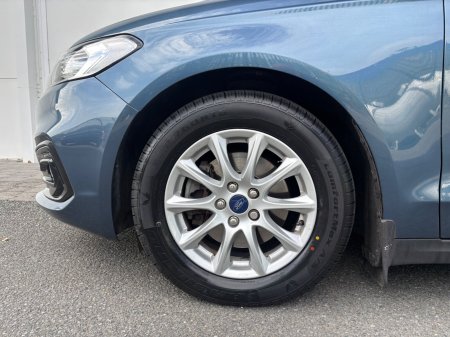 2019 Ford Mondeo - photo 16