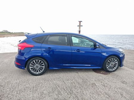 2018 Ford Focus - photo 3