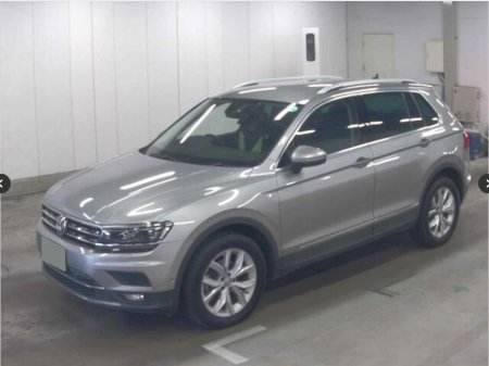 2019 Volkswagen Tiguan - photo 4
