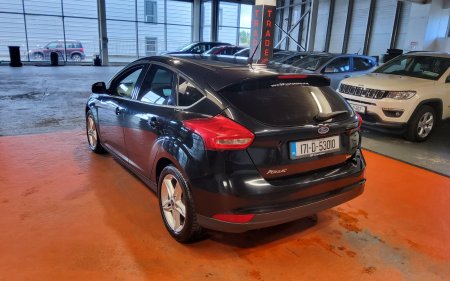 2017 Ford Focus - photo 4