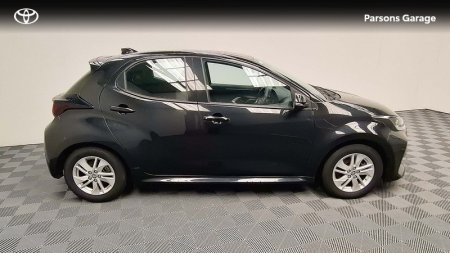 2023 Toyota Yaris - photo 3