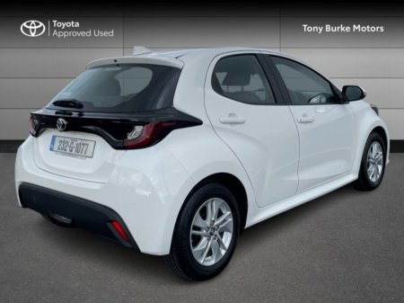 2023 Toyota Yaris - photo 17