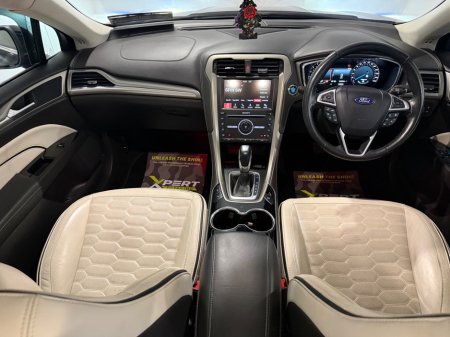 2018 Ford Mondeo - photo 4