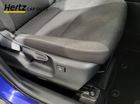 2023 Toyota Yaris Cross - photo 39