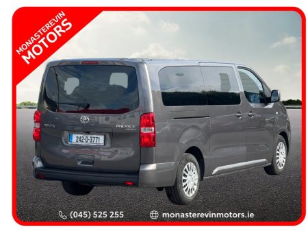 2024 Toyota Proace - photo 2