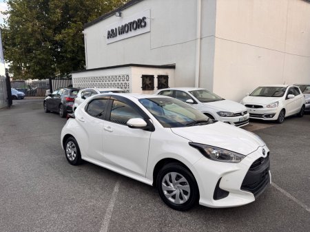 2021 Toyota Yaris - photo 8