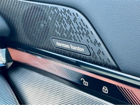 2026 BMW 5-Series - photo 11
