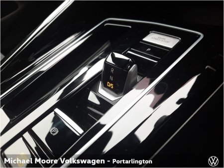 2027 Volkswagen Golf - photo 25