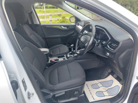 2021 Ford Kuga - photo 4