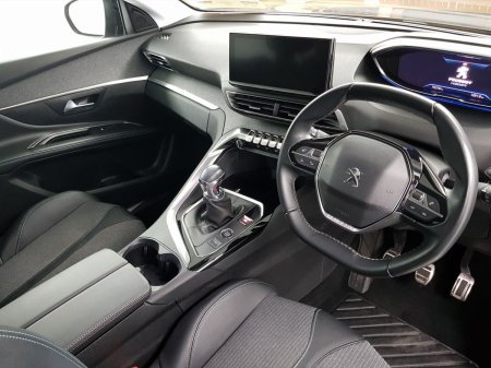 2023 Peugeot 5008 - photo 12