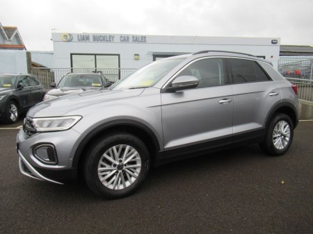 2023 Volkswagen T-Roc Life 2.0 TDI M6F 116HP 5DR