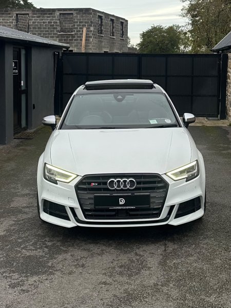2018 Audi S3 - photo 2