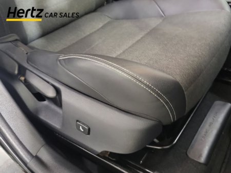 2023 Toyota Corolla - photo 18