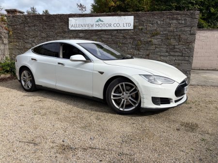 2015 Tesla Model S - photo 4