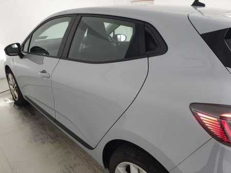 2025 Renault Clio - photo 39