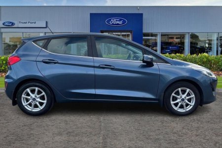 2018 Ford Fiesta - photo 3