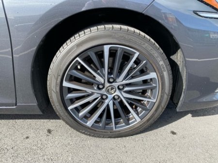 2024 Lexus ES - photo 11