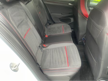 2024 Volkswagen Golf - photo 5