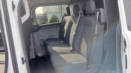 2025 Ford Transit Custom - photo 6