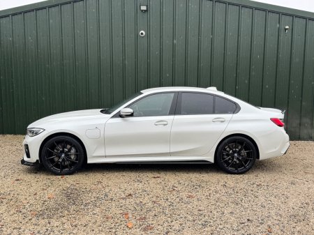 2021 BMW 3-Series - photo 10